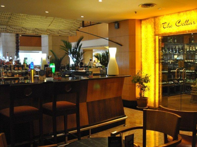 Hotel Corus