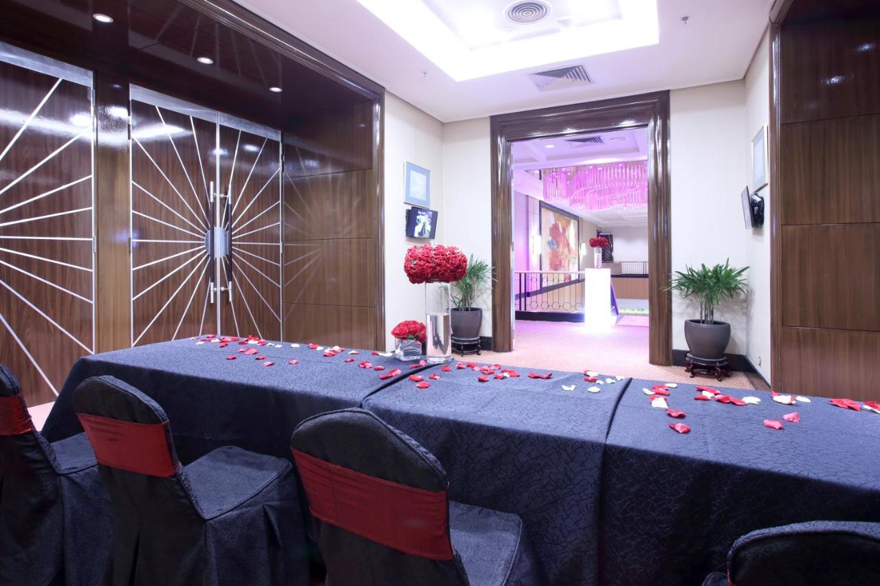Corus Klcc Hotel 4*